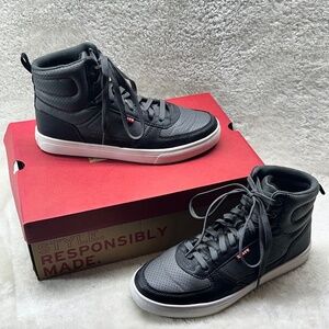 Levi's Mens Liam Hi Vegan Suede Casual Hightop Sneaker Shoe